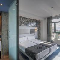 Double or Twin Room (1-2 Adults)