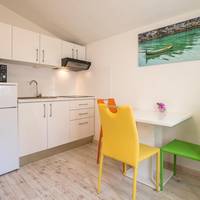 One-Bedroom Apartment with Balcony - Zvizdina Street 6