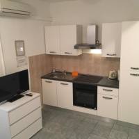 One-Bedroom Apartment (3 Adults)