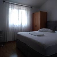 One-Bedroom Apartment with Sea View (2-3 Adults)