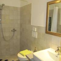 Studio (2 Adults + 1 Child) L