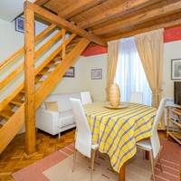 Two-Bedroom Apartment (4-5 Adults)