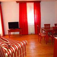 One-Bedroom Apartment (2 - 4 Adults)
