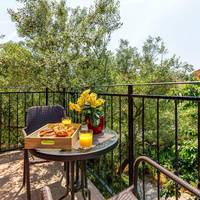 One-Bedroom Apartment with Balcony