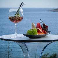 Deluxe Suite with Sea View and Balcony