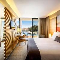 Superior Triple Room with Balcony and Sea View