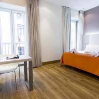 Double or Twin Room (1-2 Adults)