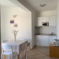 Two-Bedroom Apartment with Sea View (6 Adults)