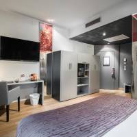 Double or Twin Room (1-2 Adults)