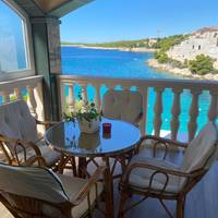 Family Apartment with Balcony and Sea View