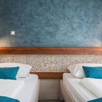 Twin Room with Balcony