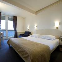 Classic Room with Sofa Bed and Balcony - Sea Side
