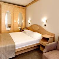 Economy Room With Sofa Bed