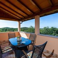 Three-Bedroom Apartment with Balcony and 2 Bathrooms