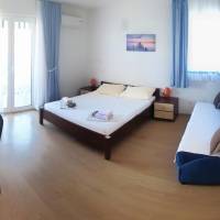 Studio with Balcony and Sea View