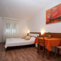 Studio Apartment (2 Adults)