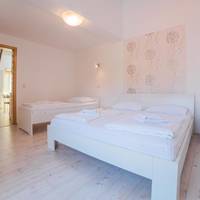 Duplex Two-Bedroom Apartment (7 Adults)