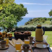 Comfort One-Bedroom Apartment with Terrace and Sea View