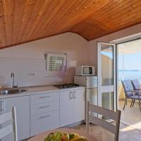 One-Bedroom Apartment with Balcony