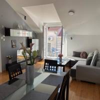  Deluxe Two-Bedroom Apartment