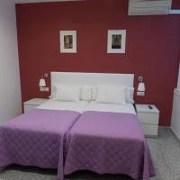 Twin Room with Private Bathroom