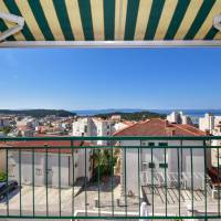 Two-Bedroom Apartment with Balcony and Sea View