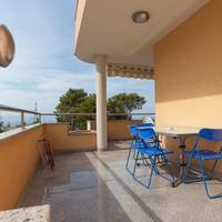 One-Bedroom Apartment with Balcony and Sea View (2 Adults + 1 Child)
