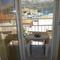 Comfort One-Bedroom Apartment with Sea View 