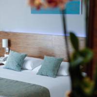 Comfort Double Room with Balcony and Garden View