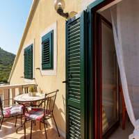 One-Bedroom Apartment (2 Adults)