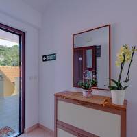 One-Bedroom Apartment (2 Adults + 2 Children)