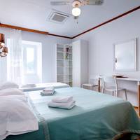 Triple Room with Sea View