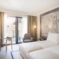 Classic Double Room with Balcony