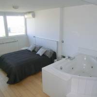 Suite with Hot Tub