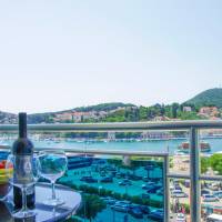 Double Room with  Balcony and Sea View