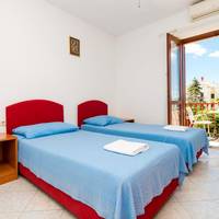 Studio (2 Adults)