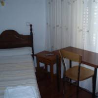 Single Room with Shared Bathroom