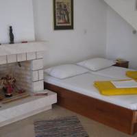 One-Bedroom Apartment (3 Adults)