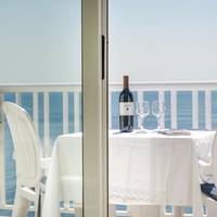 One-Bedroom Apartment with Balcony and Sea View (3 Adults)