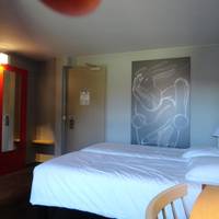Standard Double Room with Two Single Beds