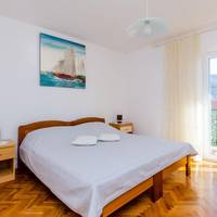 Double Room with Balcony and Shared Bathroom