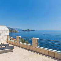 Superior One Bedroom Apartment with Terrace and Sea View