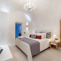 Grand Suite Indoor Jetted Tub