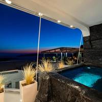 Deluxe Suite with Sea View