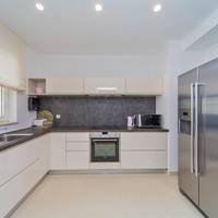 Deluxe Three-Bedroom Apartment with Terrace and Garden View