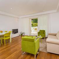 Deluxe Two-Bedroom Apartment with Terrace