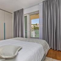 Special Offer - Deluxe Three Bedroom Apartment with Terrace and Airport Transfer