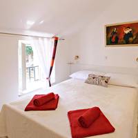 Single Room with Private Bathroom