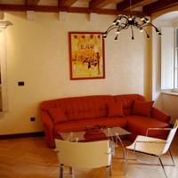 Deluxe Apartment, Od Domina 2