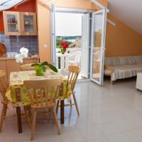 One-Bedroom Apartment (4 Adults)